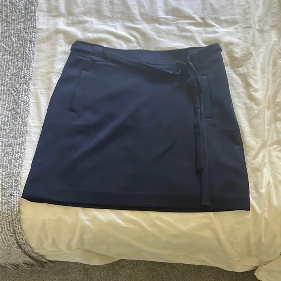 NWT LOFT Navy Blue Mini Wrap Skirt for Work - Picture 4 of 4
